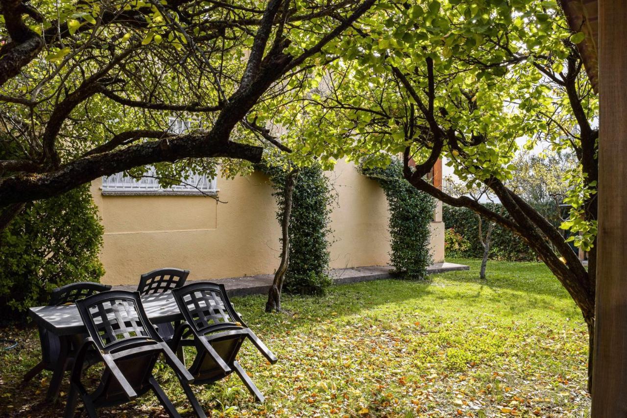 Can Camps Besalú Alojamiento con jardín privado Exterior foto